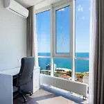 Sea Pearl 1line דירה *